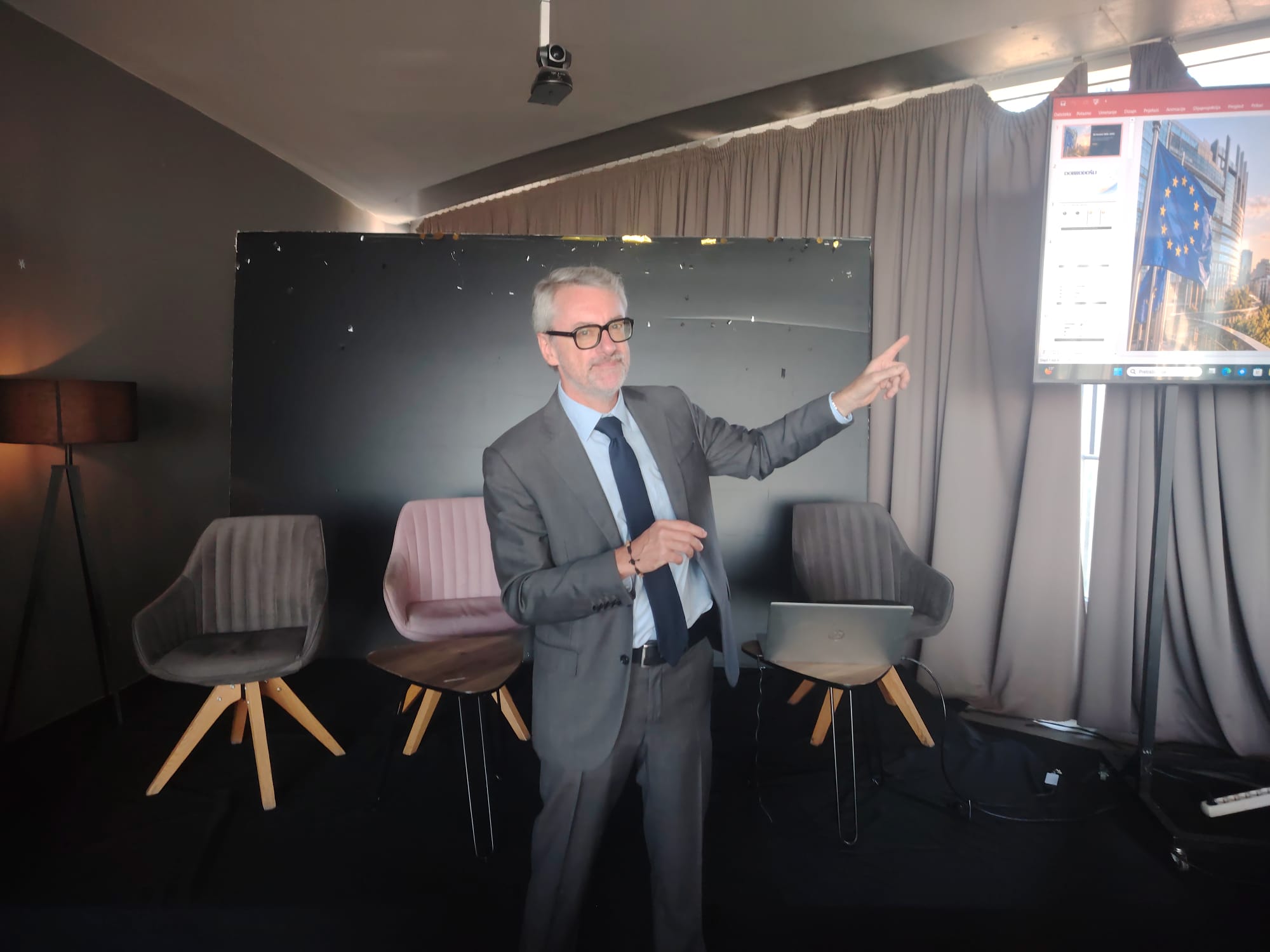 Franck Sottou tijekom izlaganja na konferenciji